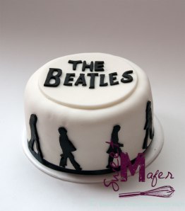the-beatles-cake